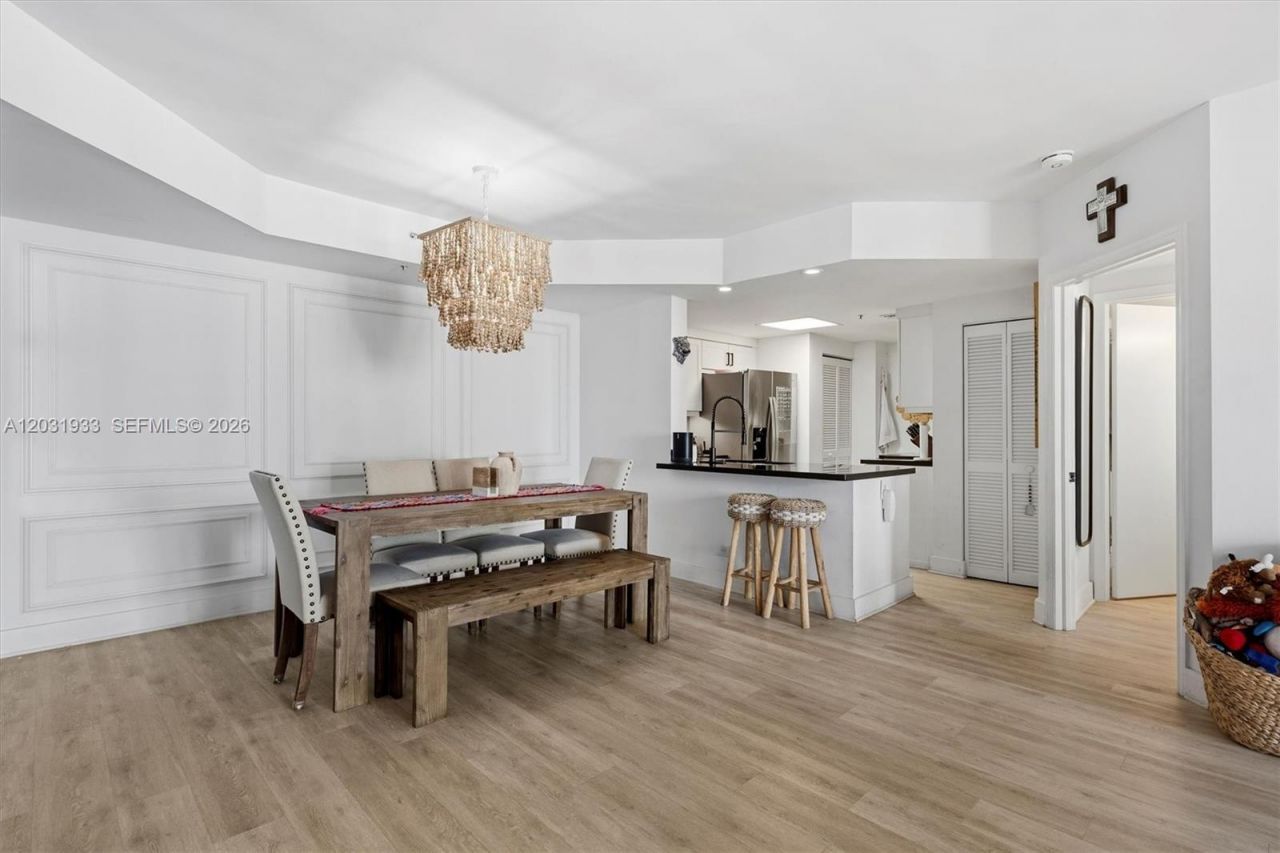 701 Brickell Key Blvd , Unit 1106, Miami, FL 33131 Photo