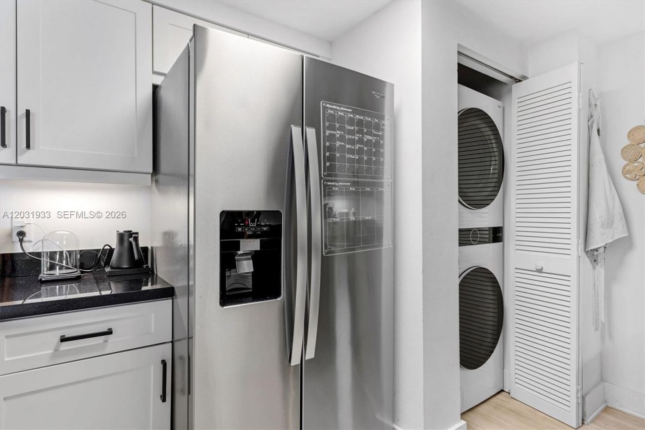 701 Brickell Key Blvd , Unit 1106, Miami, FL 33131 Photo