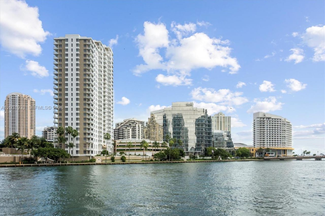 701 Brickell Key Blvd , Unit 1106, Miami, FL 33131 Photo