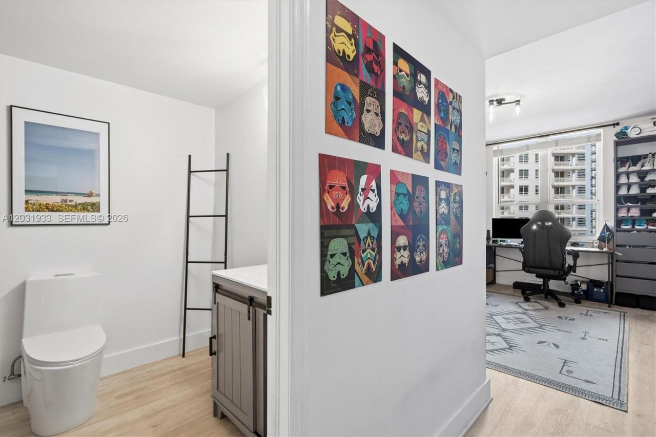 701 Brickell Key Blvd , Unit 1106, Miami, FL 33131 Photo