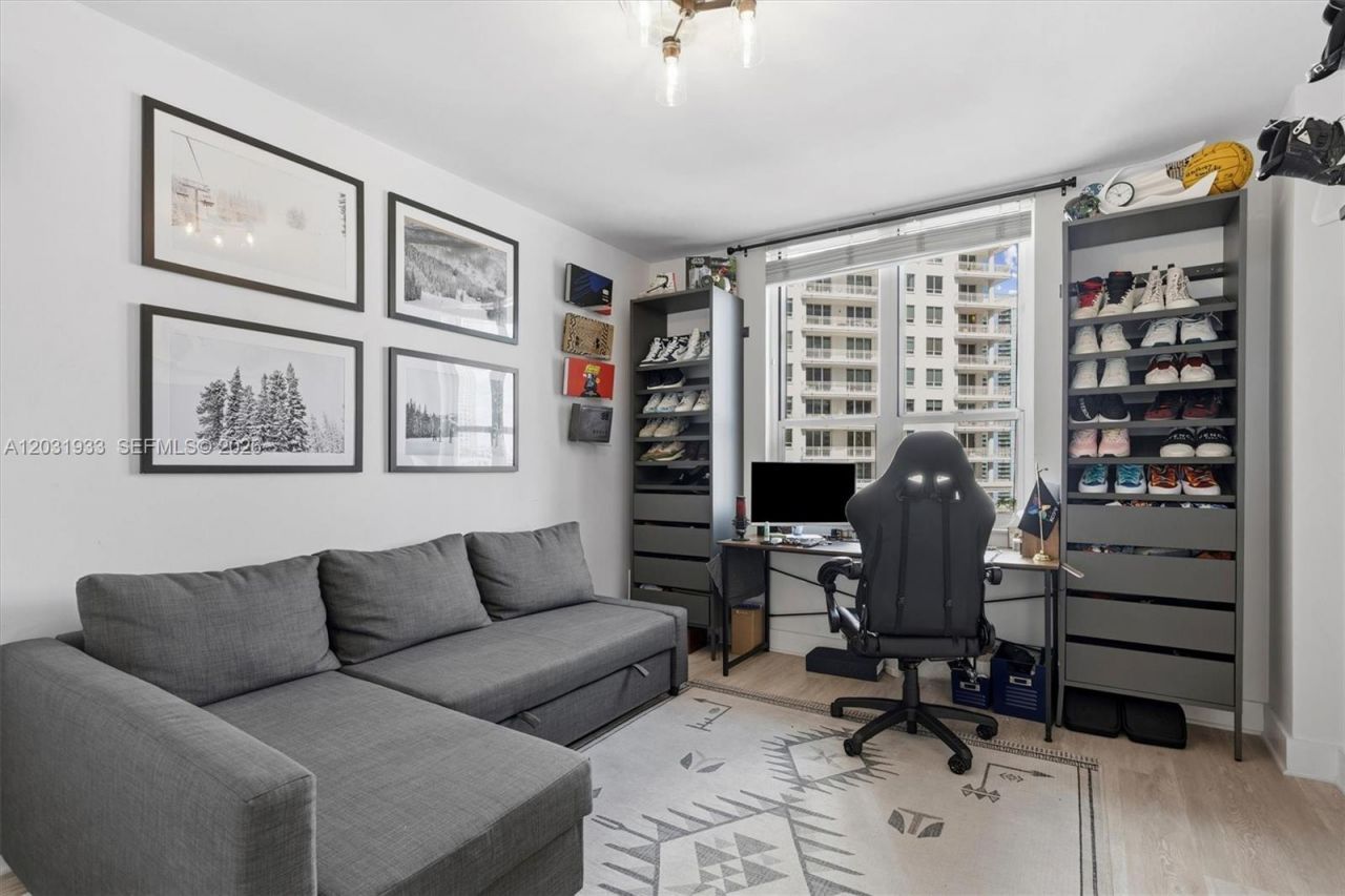 701 Brickell Key Blvd , Unit 1106, Miami, FL 33131 Photo