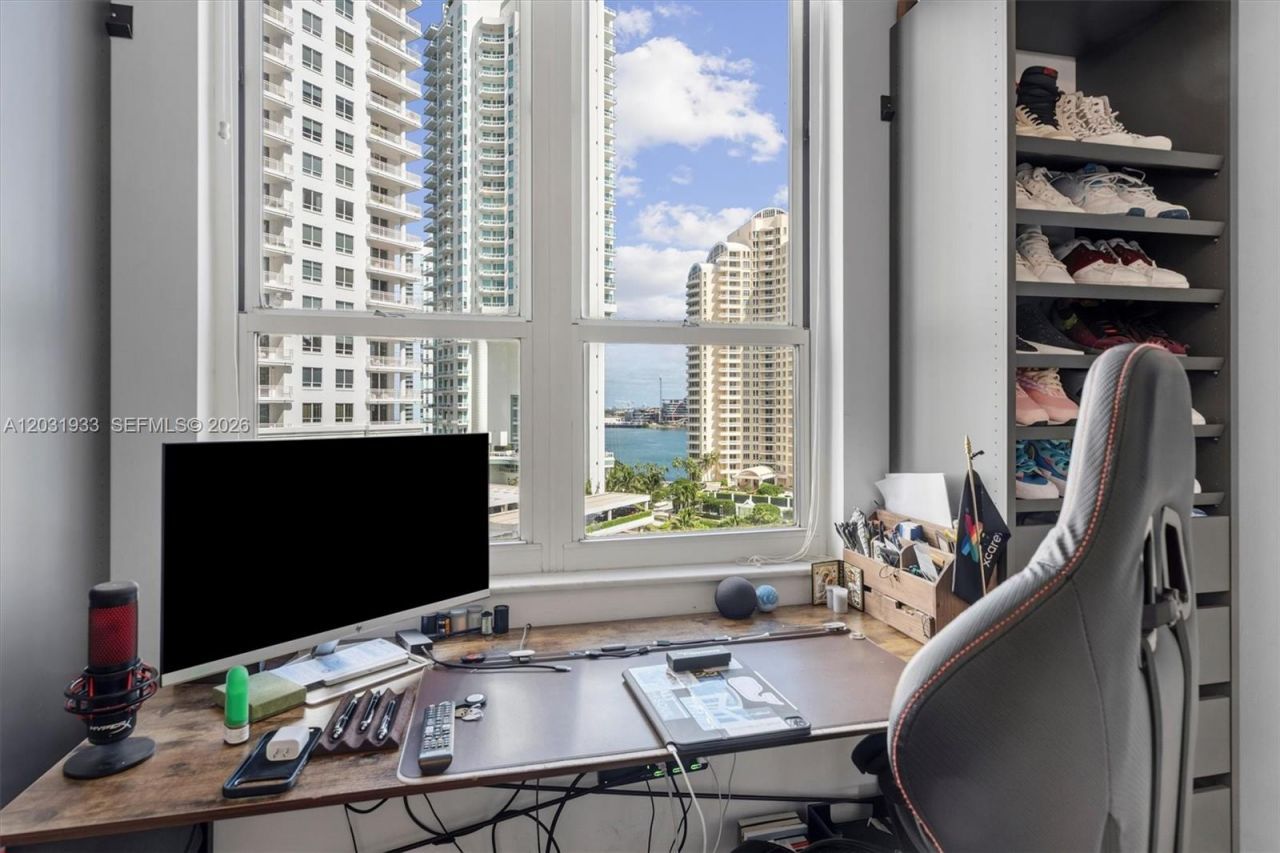 701 Brickell Key Blvd , Unit 1106, Miami, FL 33131 Photo
