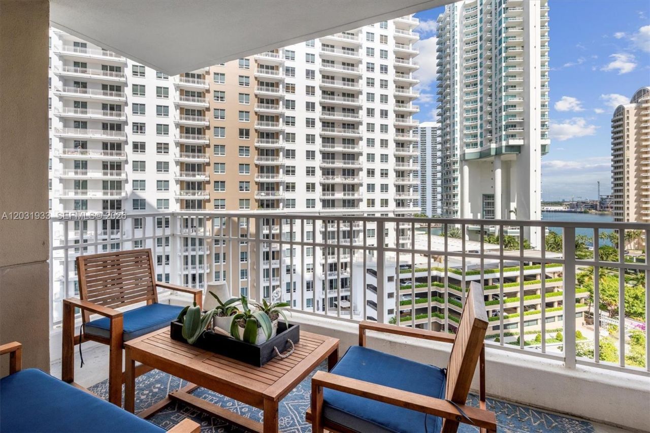 701 Brickell Key Blvd , Unit 1106, Miami, FL 33131 Photo