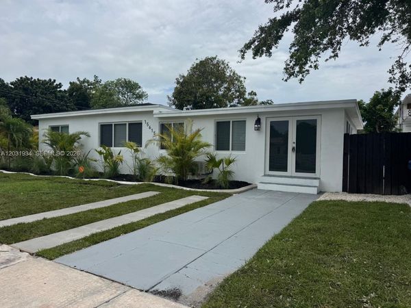 15615 NE 5th Ct , Unit A, Miami, FL 33162