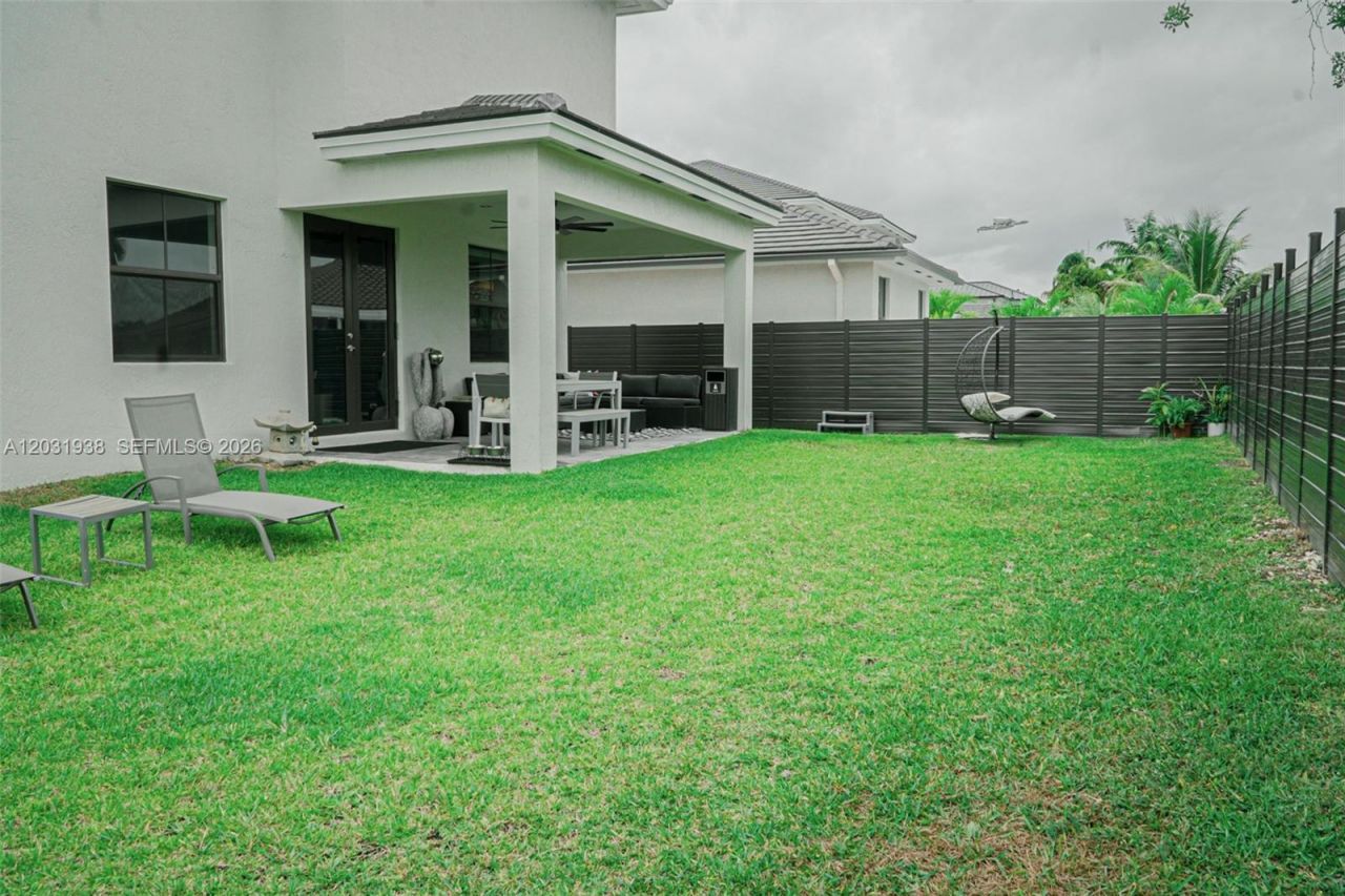 14405 SW 13th Ter , Miami, FL 33184 Photo