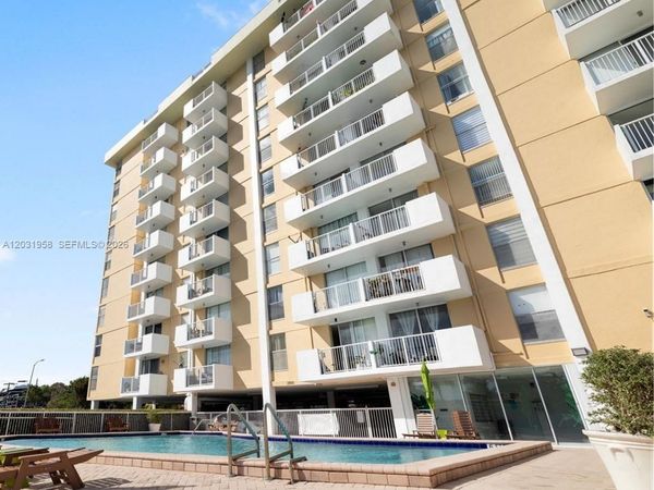 2020 NE 135th St , Unit 506, North Miami, FL 33181