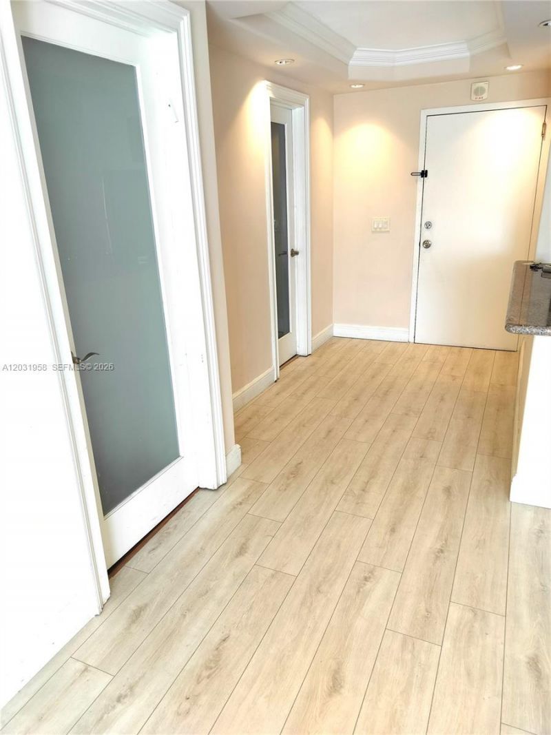 2020 NE 135th St , Unit 506, North Miami, FL 33181 Photo
