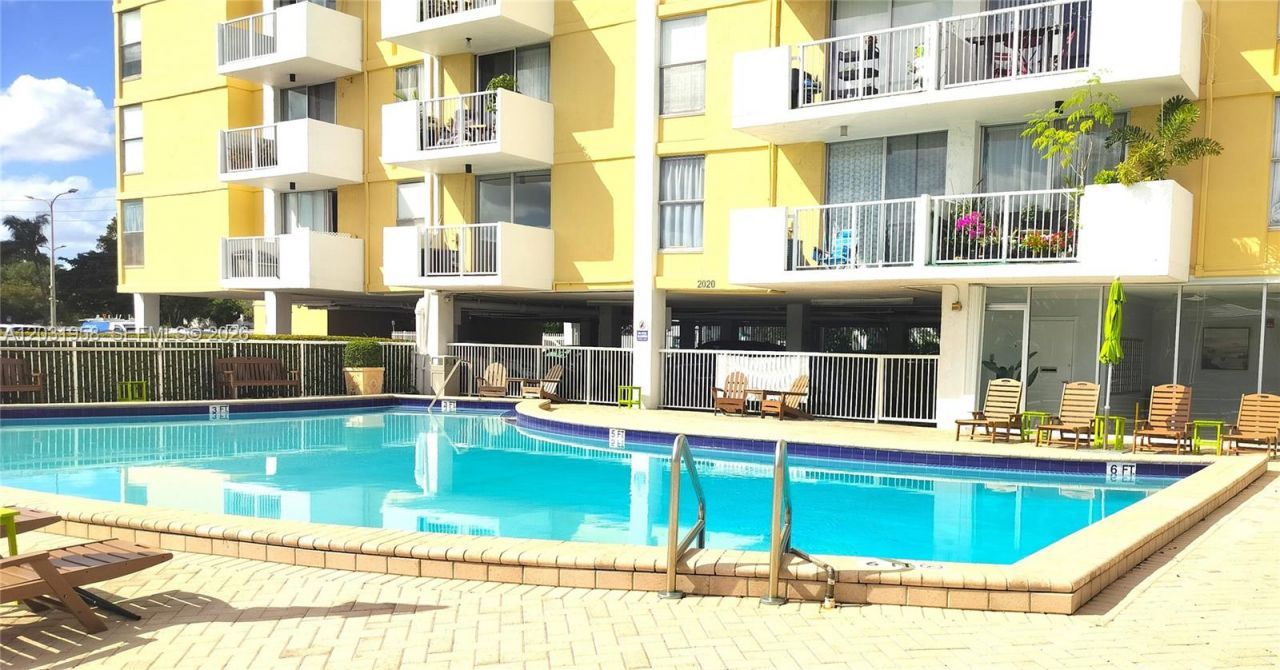 2020 NE 135th St , Unit 506, North Miami, FL 33181 Photo