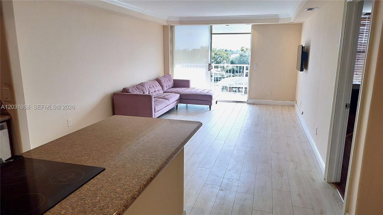 2020 NE 135th St , Unit 506, North Miami, FL 33181 Photo