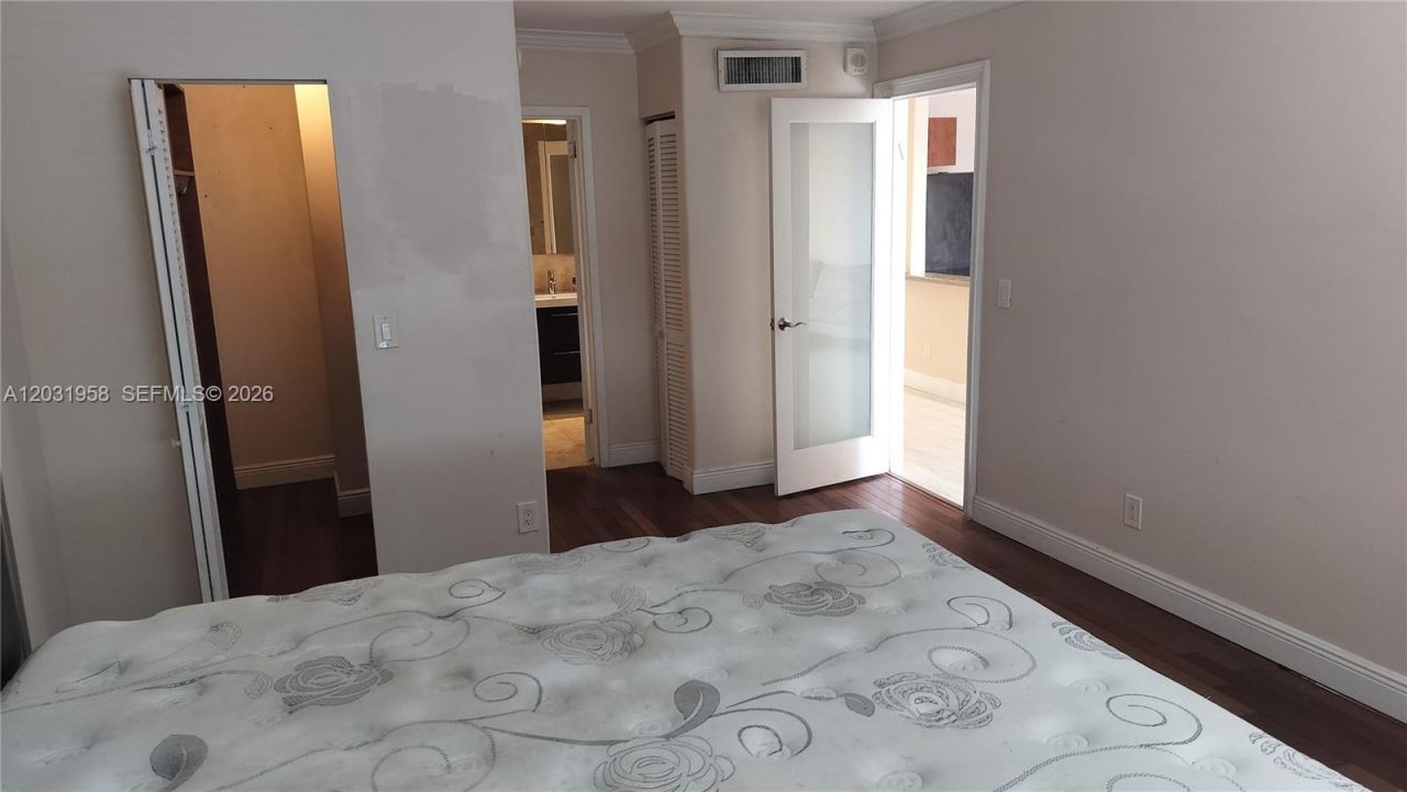 2020 NE 135th St , Unit 506, North Miami, FL 33181 Photo