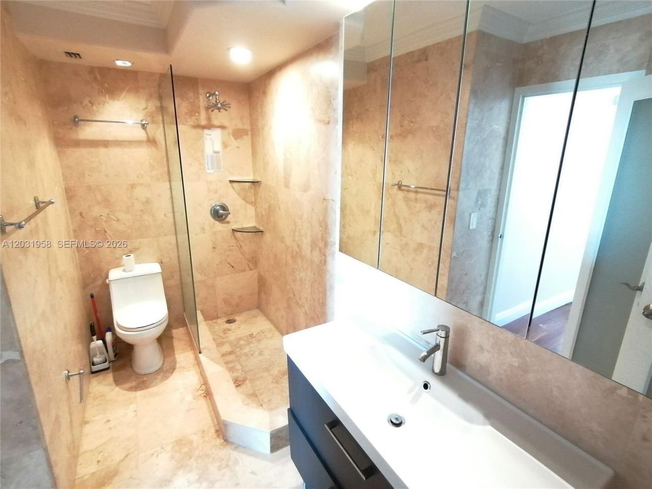 2020 NE 135th St , Unit 506, North Miami, FL 33181 Photo