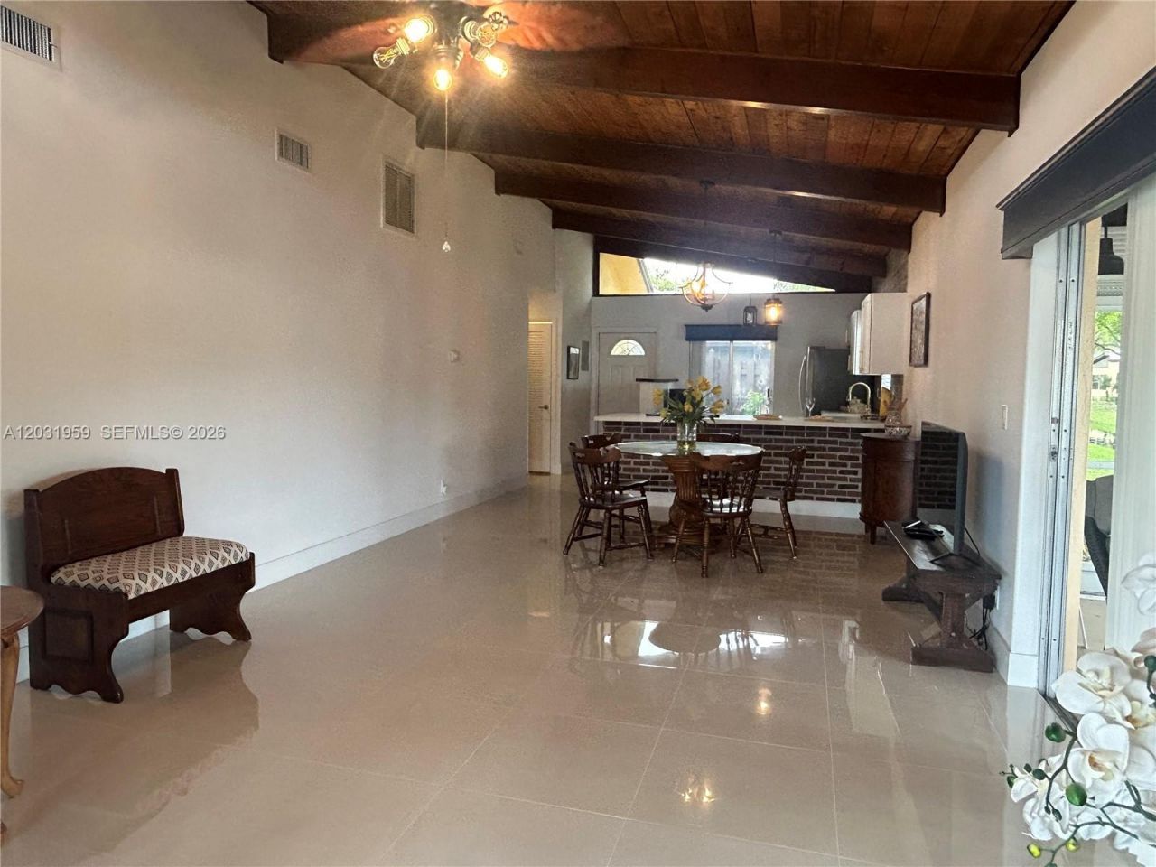 322 Briarwood Cir , Unit 1-17, Hollywood, FL 33024 Photo