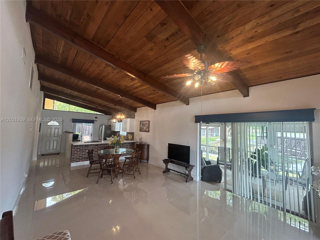 322 Briarwood Cir , Unit 1-17, Hollywood, FL 33024 Photo