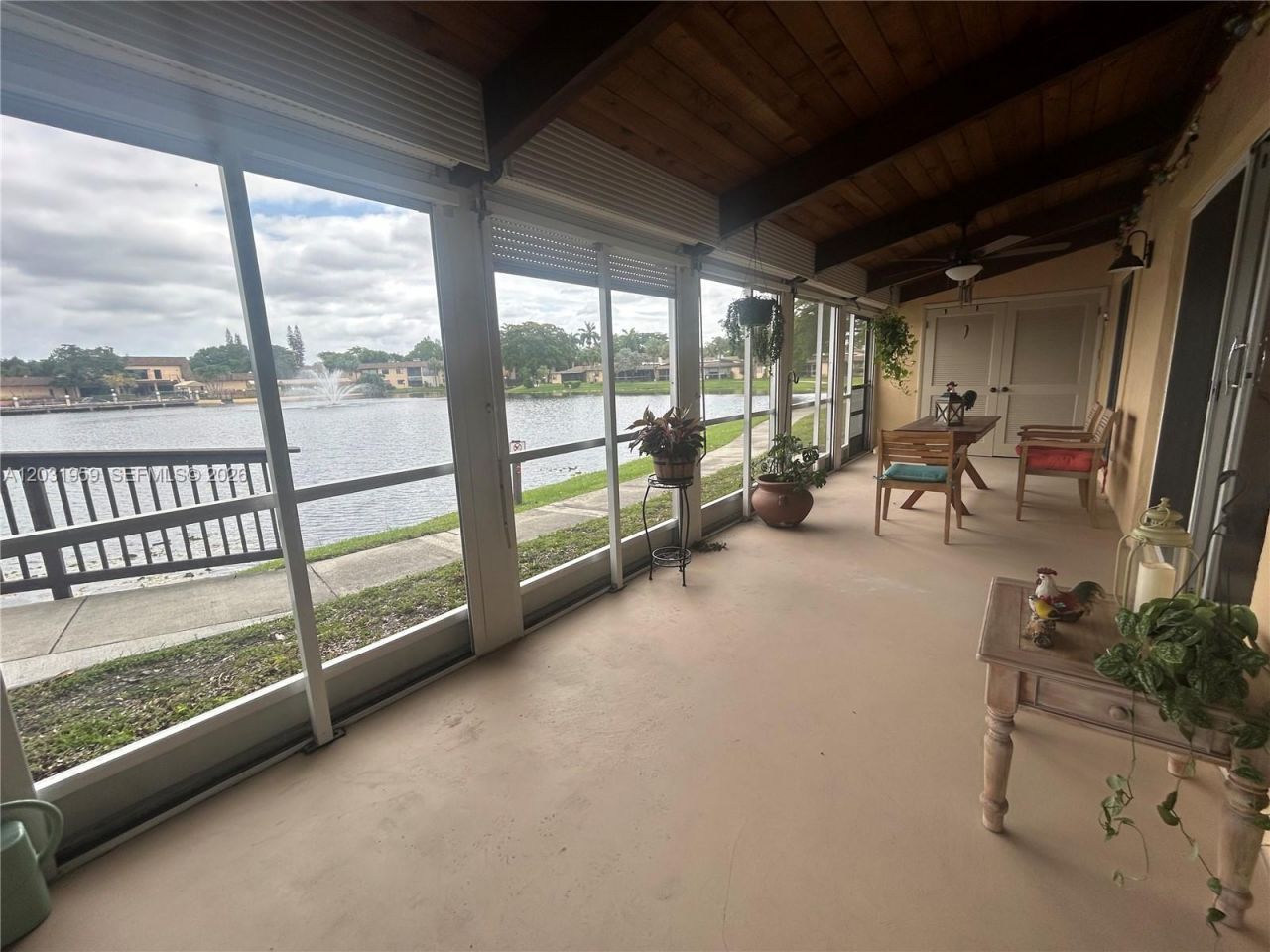 322 Briarwood Cir , Unit 1-17, Hollywood, FL 33024 Photo