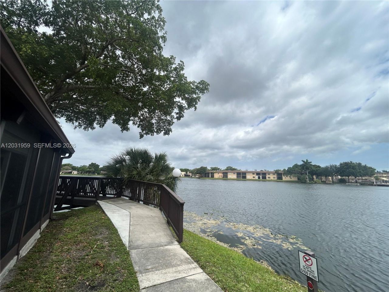322 Briarwood Cir , Unit 1-17, Hollywood, FL 33024 Photo
