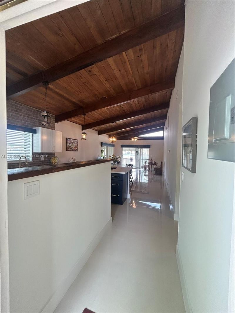 322 Briarwood Cir , Unit 1-17, Hollywood, FL 33024 Photo