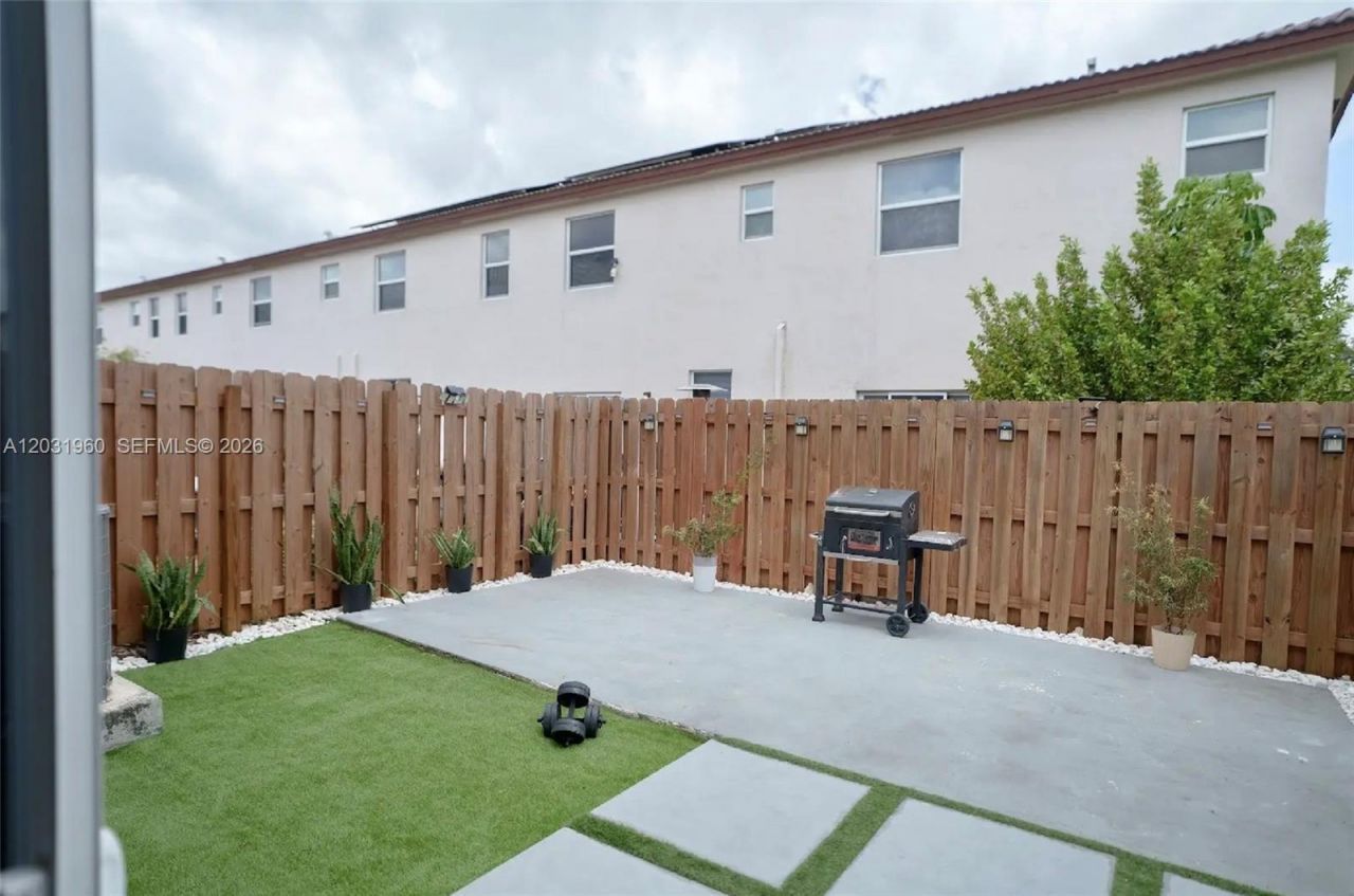 12688 NW 23rd Pl , Unit 12688, Miami Shores, FL 33167 Photo