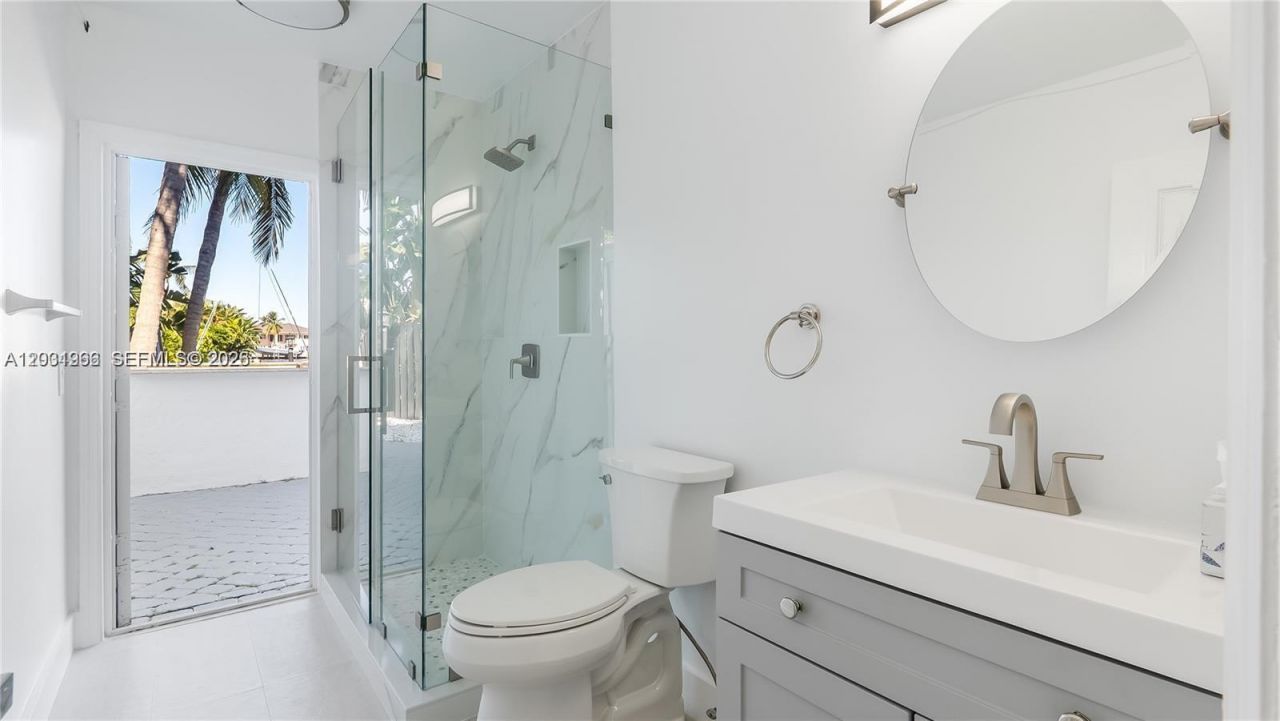 2445 SE 8th St , Pompano Beach, FL 33062 Photo