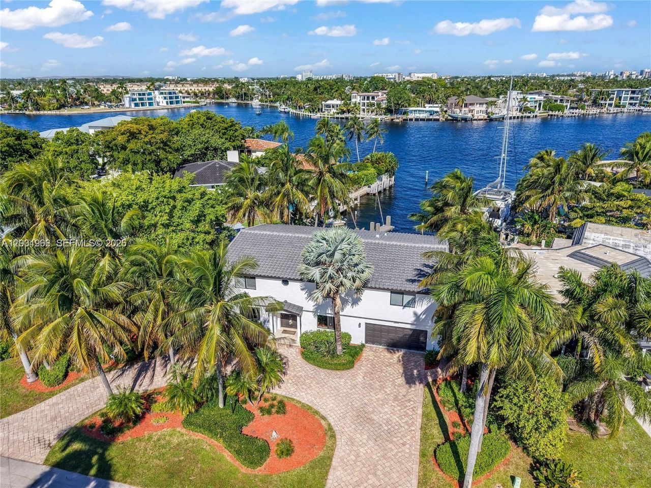 2445 SE 8th St , Pompano Beach, FL 33062 Photo
