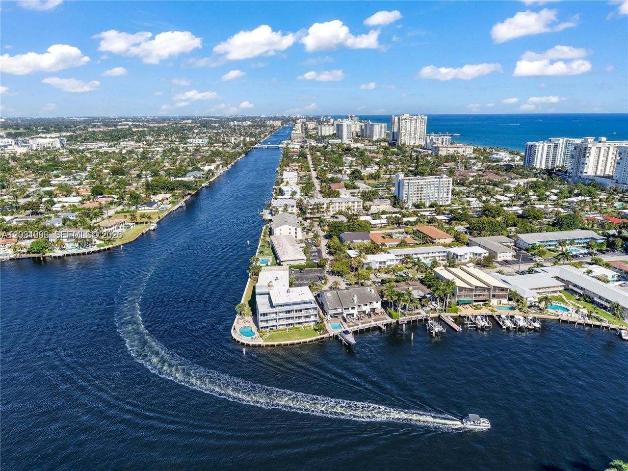 2445 SE 8th St , Pompano Beach, FL 33062 Photo