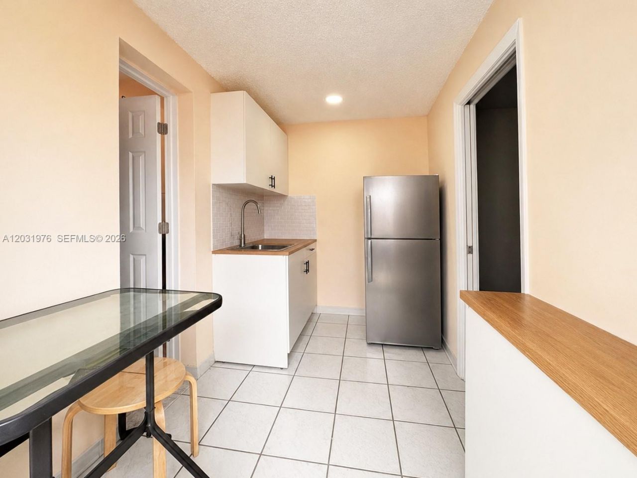 855 W 70th Pl , Hialeah, FL 33014 Photo