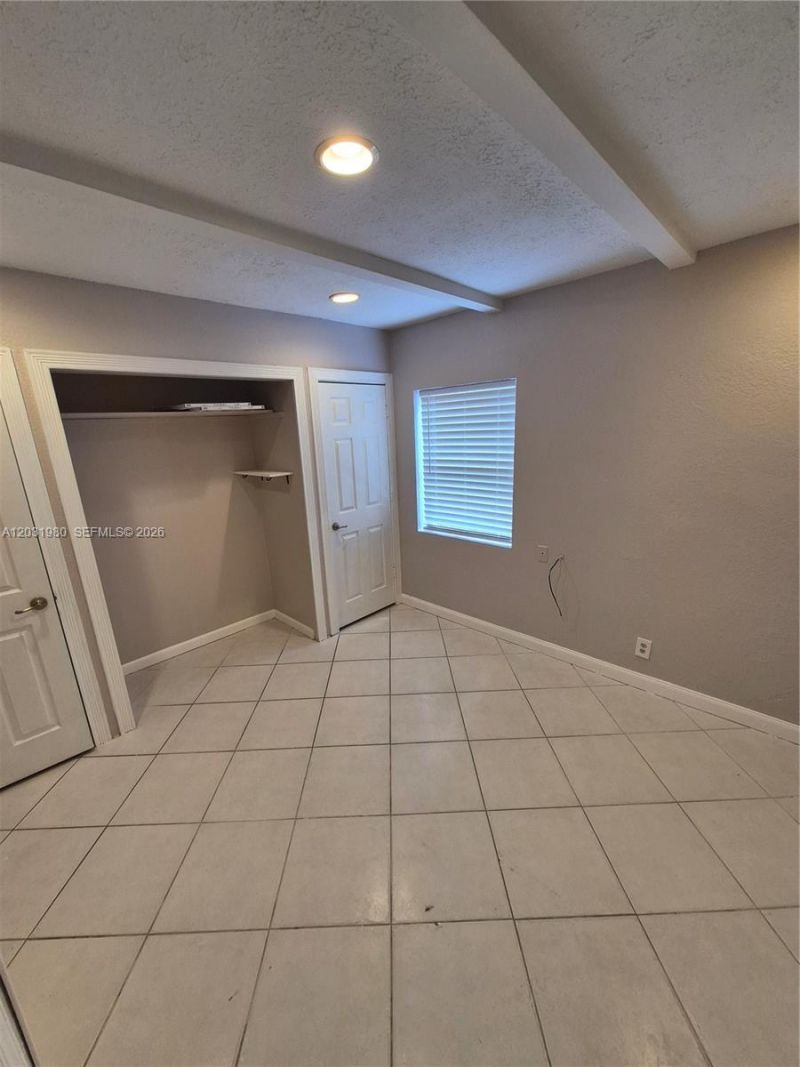 5653 Coconut Rd , Palm Beach, FL 33413 Photo