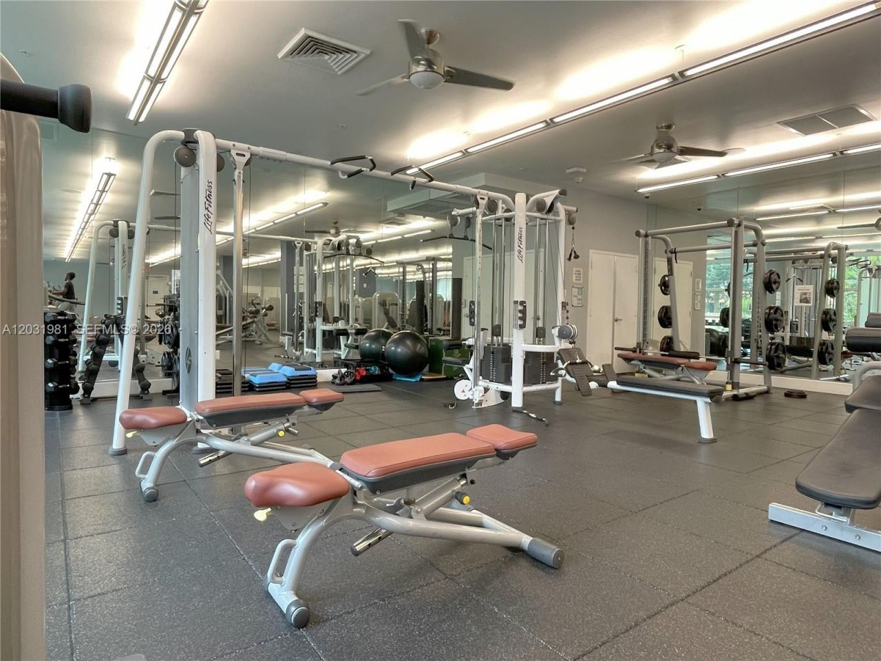 2000 N Bayshore Dr, Unit 525, Miami, FL 33137 Photo