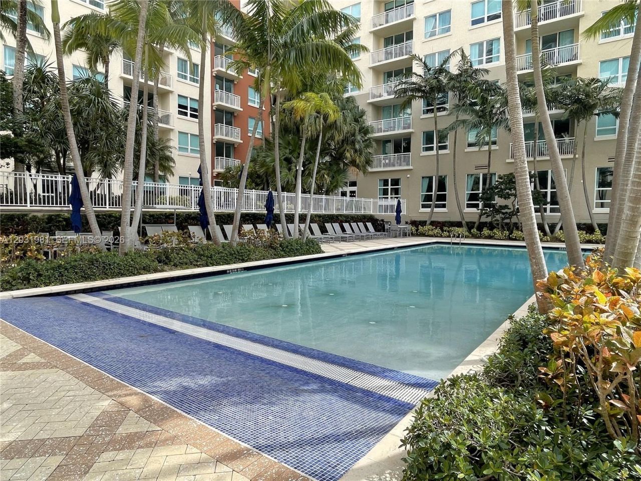 2000 N Bayshore Dr, Unit 525, Miami, FL 33137 Photo