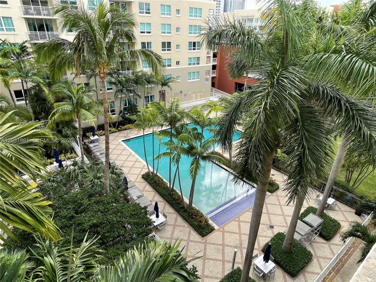 2000 N Bayshore Dr, Unit 525, Miami, FL 33137 Photo