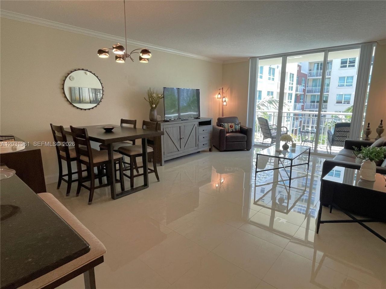 2000 N Bayshore Dr, Unit 525, Miami, FL 33137 Photo