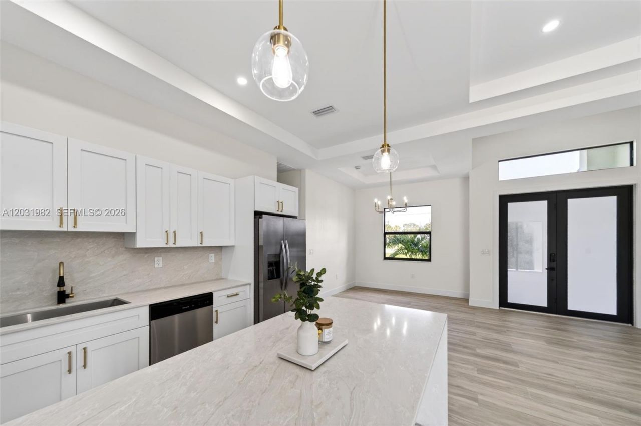 2622 22 Avenue Se, Naples, FL 34117 Photo