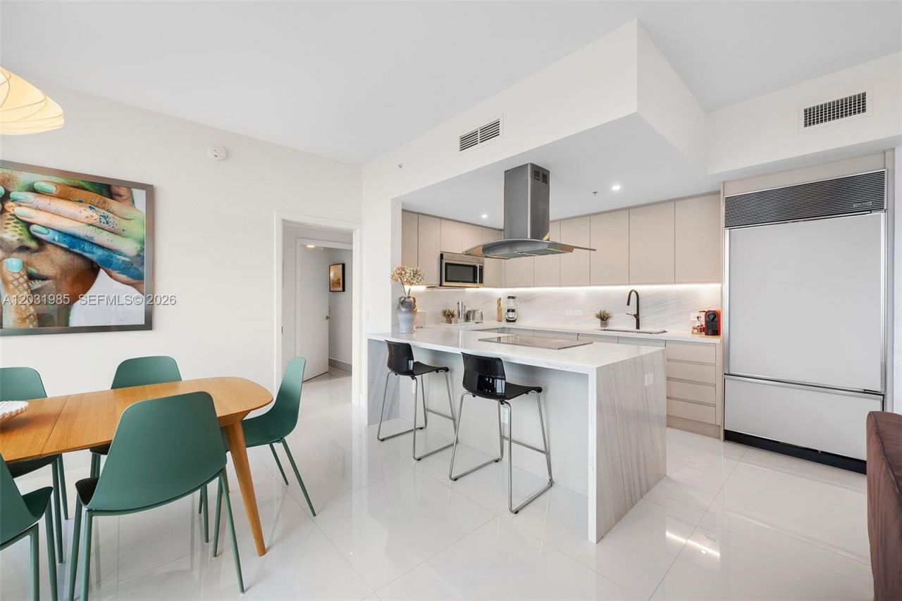 6899 Collins Ave , Unit 1903, Miami Beach, FL 33141 Photo
