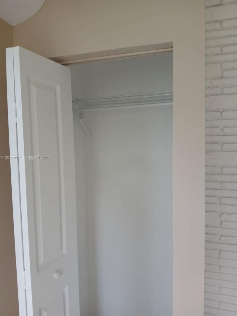 1400 NE 148th St , Unit 2, Miami, FL 33161 Photo