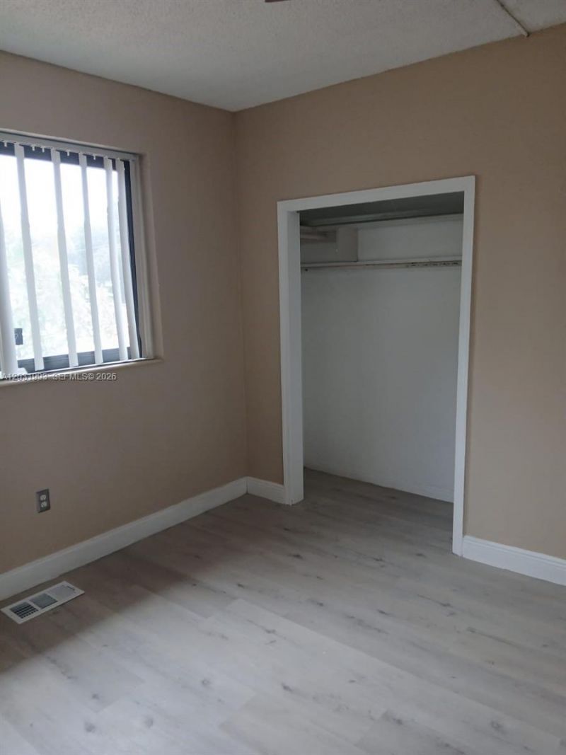 1400 NE 148th St , Unit 2, Miami, FL 33161 Photo