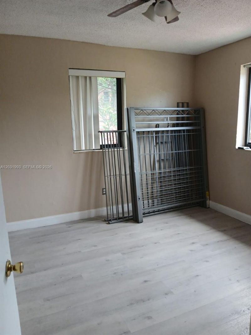 1400 NE 148th St , Unit 2, Miami, FL 33161 Photo