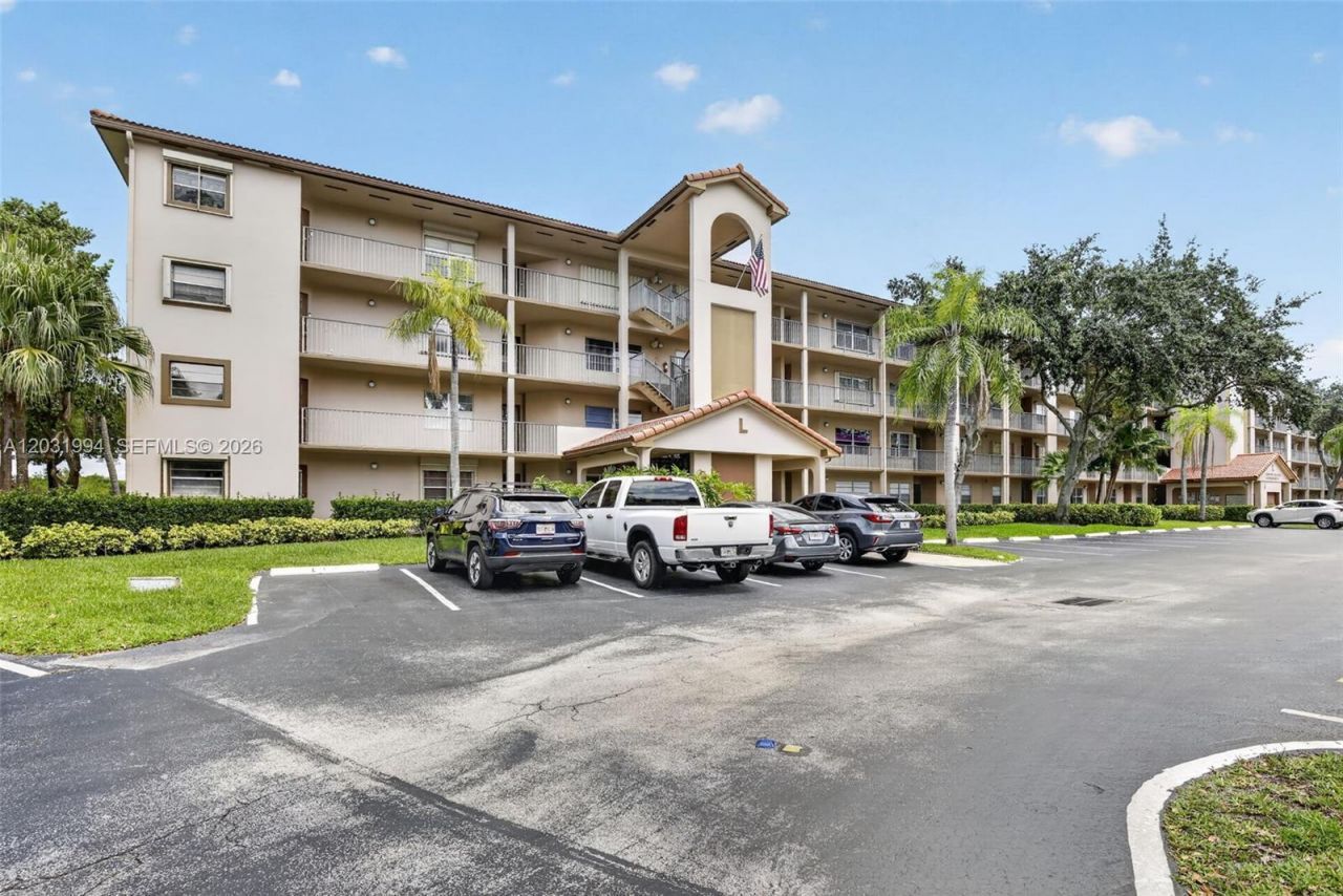 1200 SW 125th Ave , Unit 410L, Pembroke Pines, FL 33027 Photo