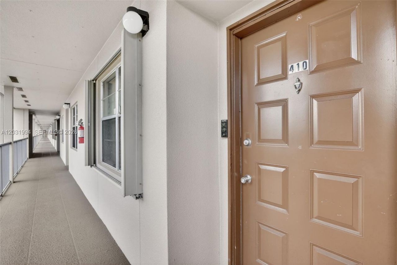 1200 SW 125th Ave , Unit 410L, Pembroke Pines, FL 33027 Photo