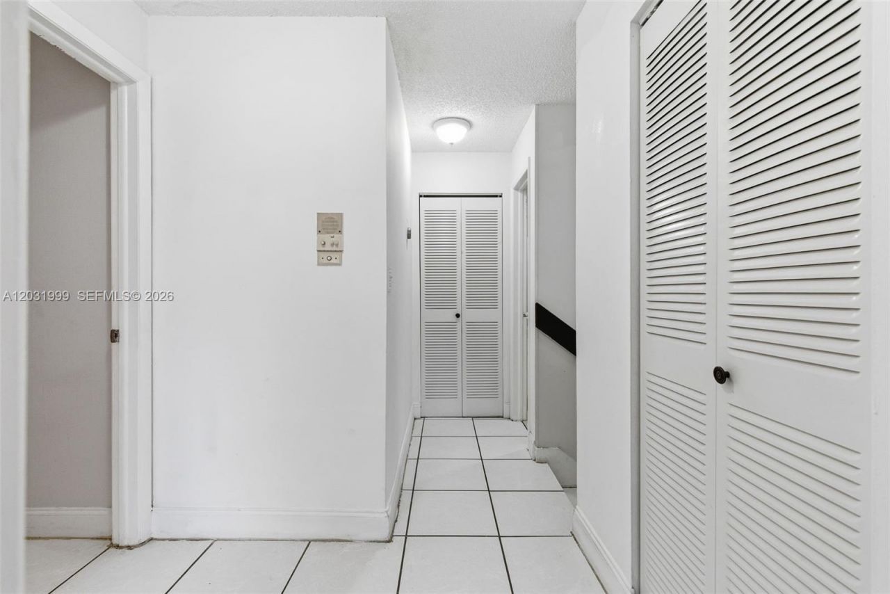 4726 SW 67th Ave , Unit F6, Miami, FL 33155 Photo