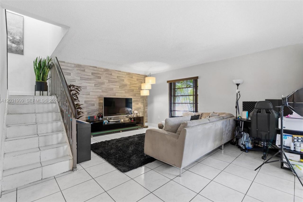4726 SW 67th Ave , Unit F6, Miami, FL 33155 Photo