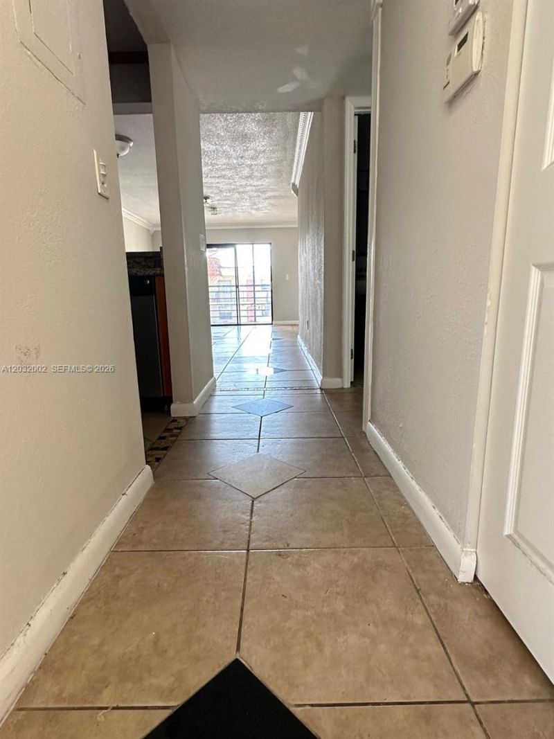 851 NE 207th Ter , Unit 6-202, Miami, FL 33179 Photo