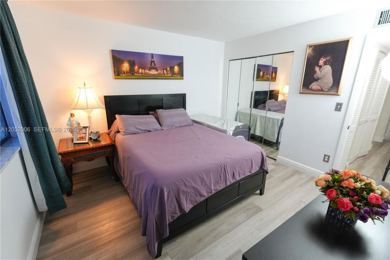 16051 Blatt Blvd , Unit 401, Weston, FL 33326 Photo