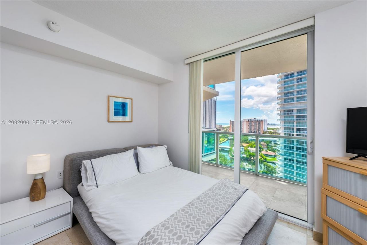 150 Sunny Isles Blvd , Unit 1-1505, Sunny Isles Beach, FL 33160 Photo