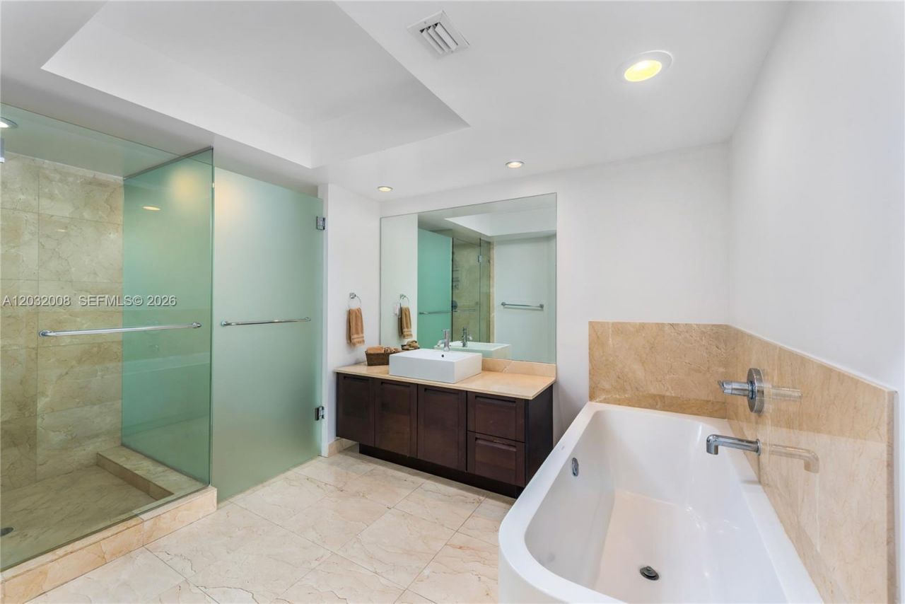 150 Sunny Isles Blvd , Unit 1-1505, Sunny Isles Beach, FL 33160 Photo