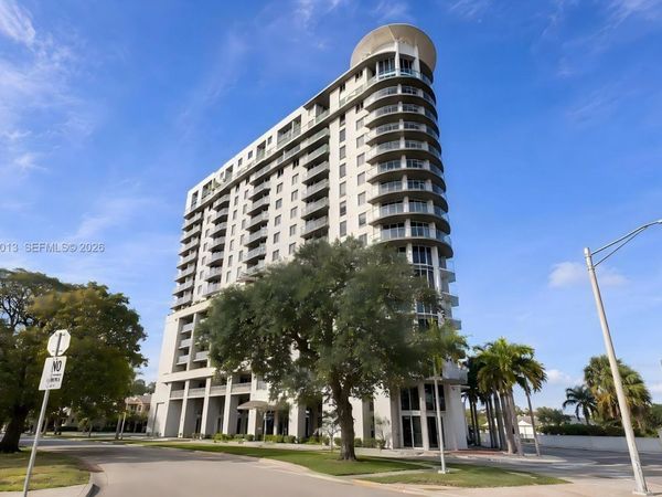 1 Glen Royal Pkwy , Unit 1210, Miami, FL 33125