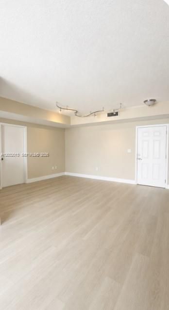 1 Glen Royal Pkwy , Unit 1210, Miami, FL 33125 Photo