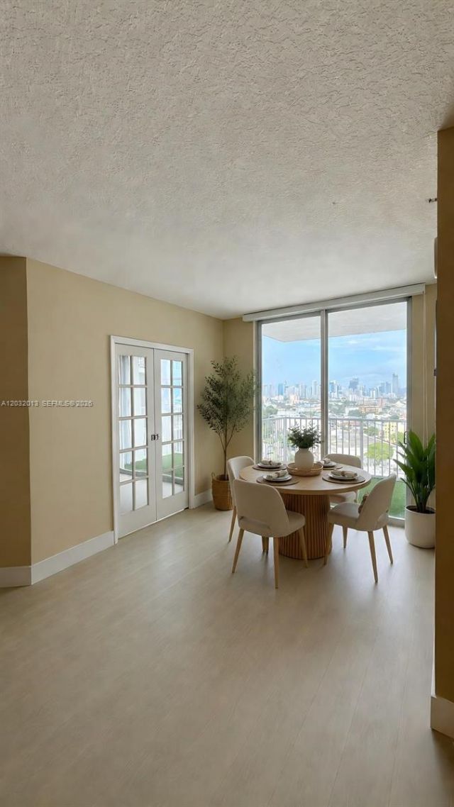 1 Glen Royal Pkwy , Unit 1210, Miami, FL 33125 Photo