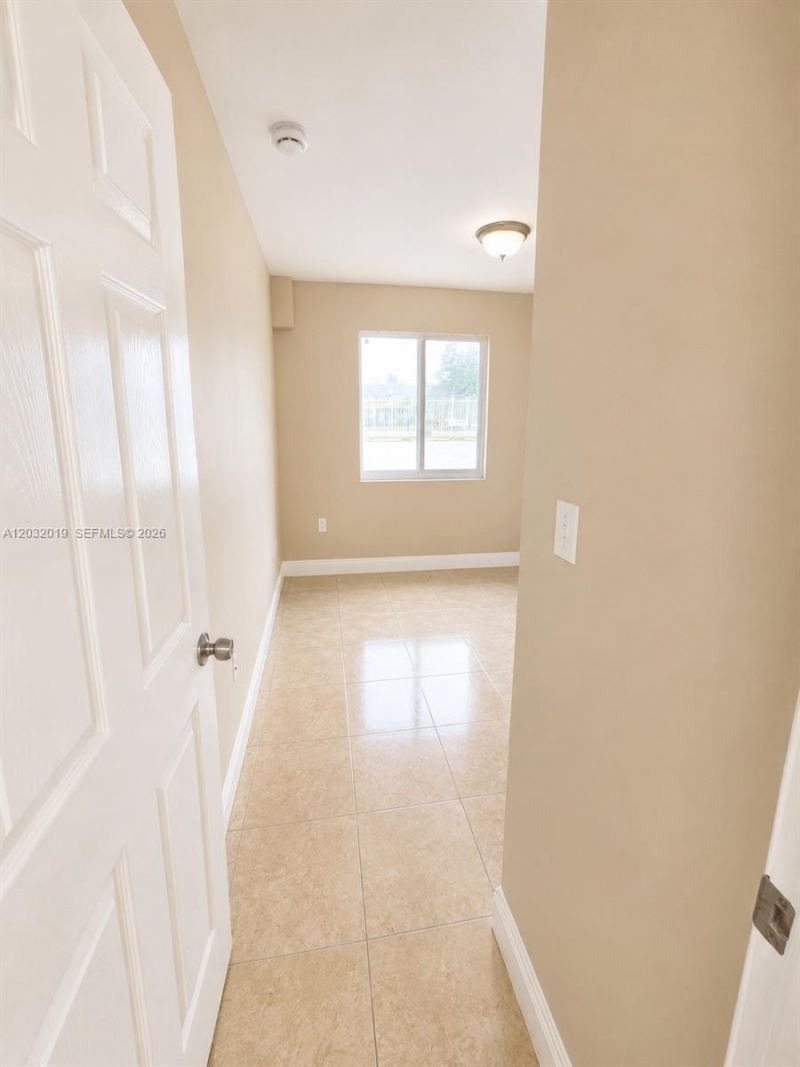 1990 NW 4th Ct , Unit 1, Miami, FL 33136 Photo