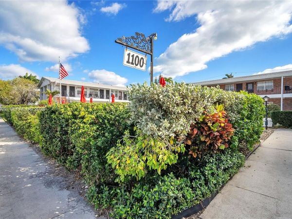 1100 Atlantic Shores Blvd , Unit 405, Hallandale Beach, FL 33009