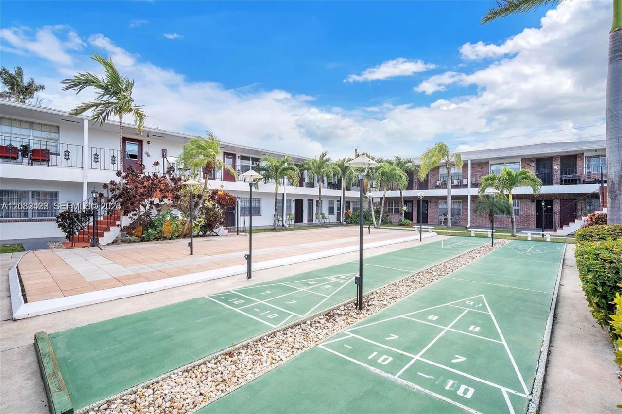 1100 Atlantic Shores Blvd , Unit 405, Hallandale Beach, FL 33009 Photo