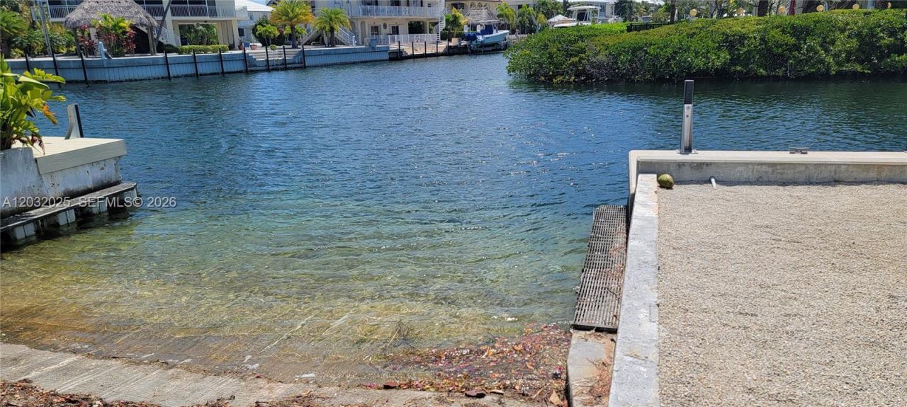 51 W Plaza Del Lago , Unit ., Islamorada, FL 33036 Photo